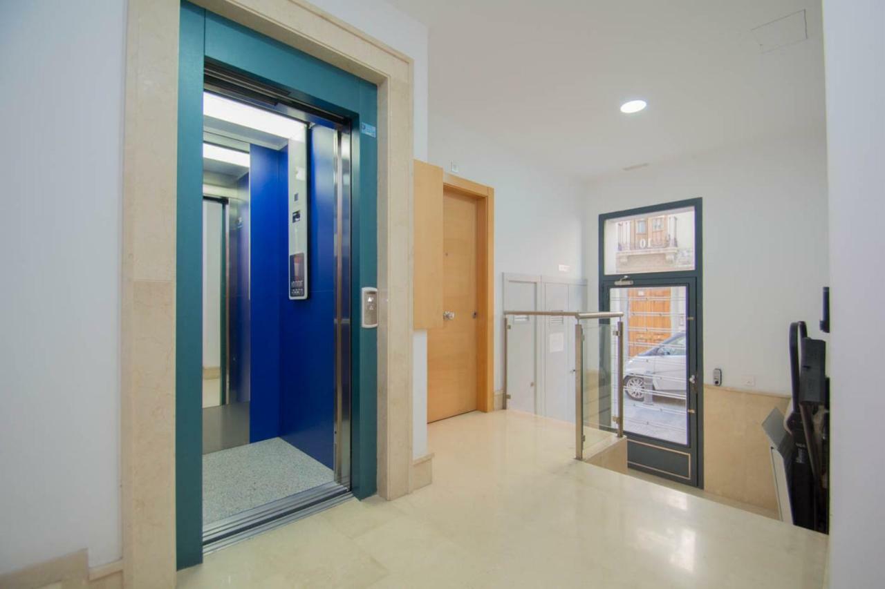 Apartamento EnjoyGranada GRAN VIA 1B&Parking opcional Exterior foto
